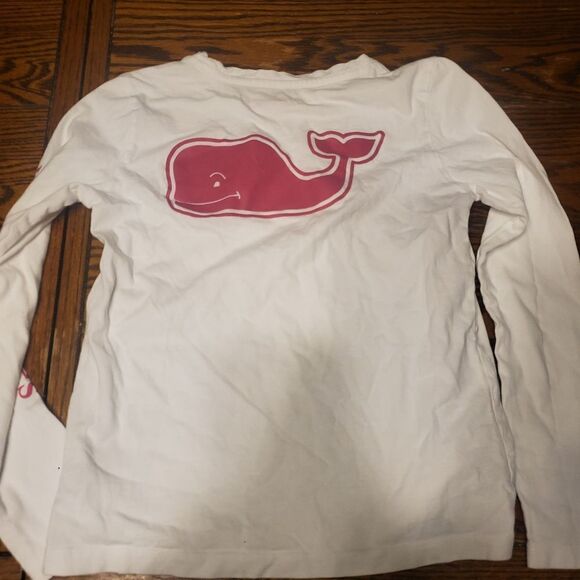 Vineyard Vines white whale tshirt sz Medium - Picture 3 of 3